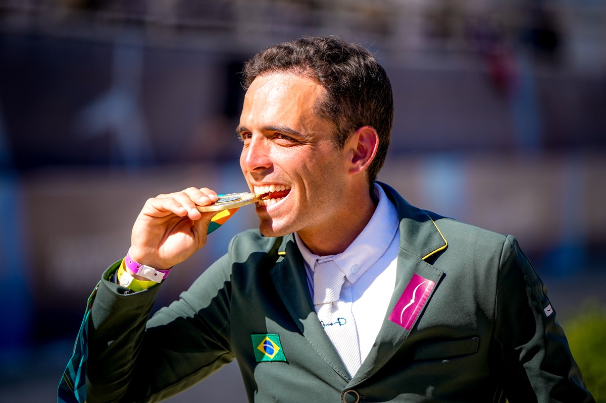 É Ouro! Stephan Barcha & Chevaux Primavera Império Egípcio Brilham no Pan-Americano de Santiago!