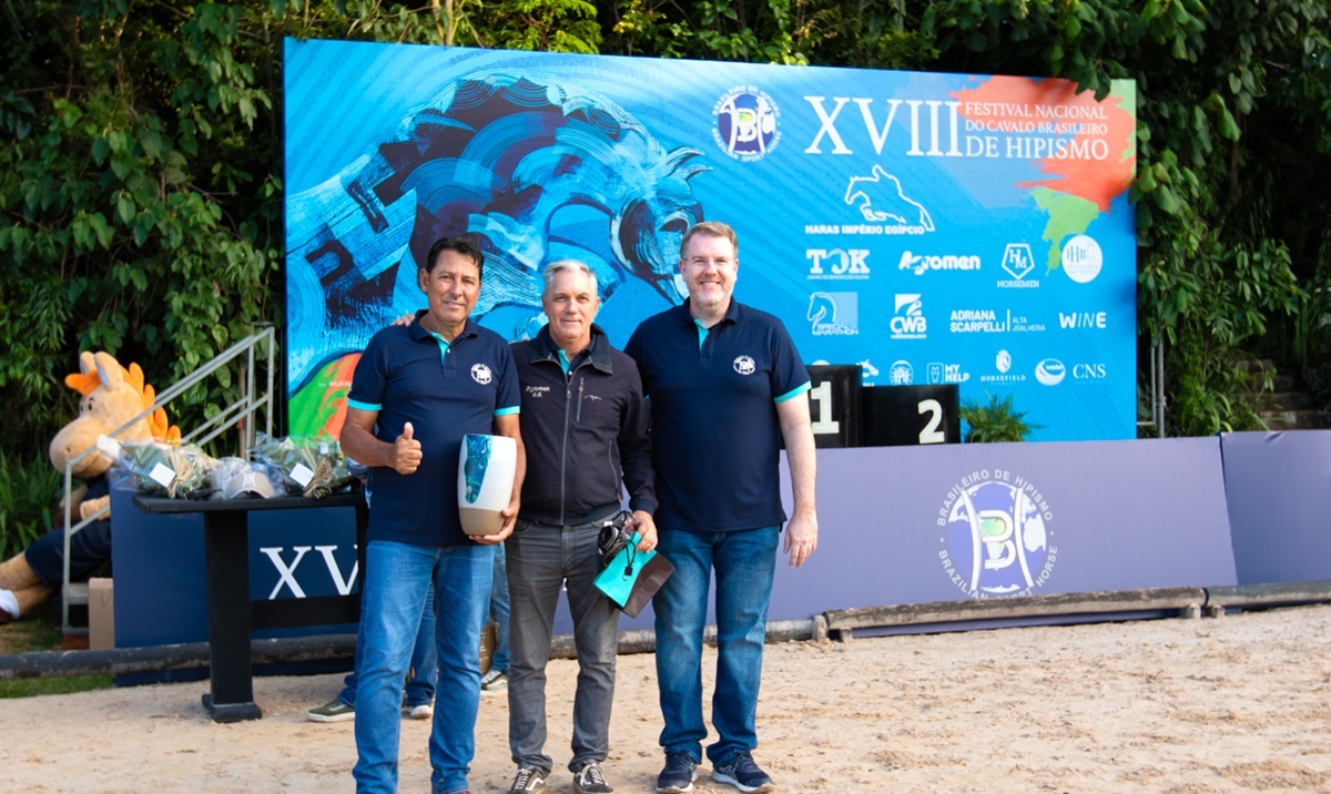 Agromen Fatura Prêmios de Melhor Criador & Expositor no Festival do BH