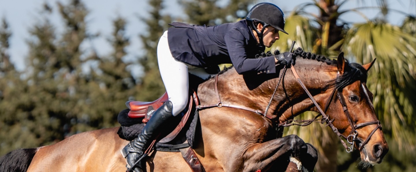 João Victor Castro & Cashpaid J&F Conquistam o Segundo Lugar no Grande Prêmio Medium Tour CSI 4*
